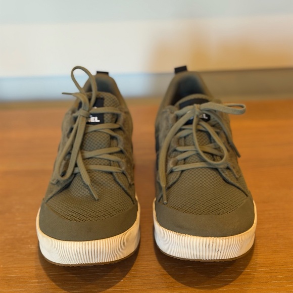 Sorel Shoes - Sorel Women's Olive Green Lace Up Sneakers Women’s Size 9